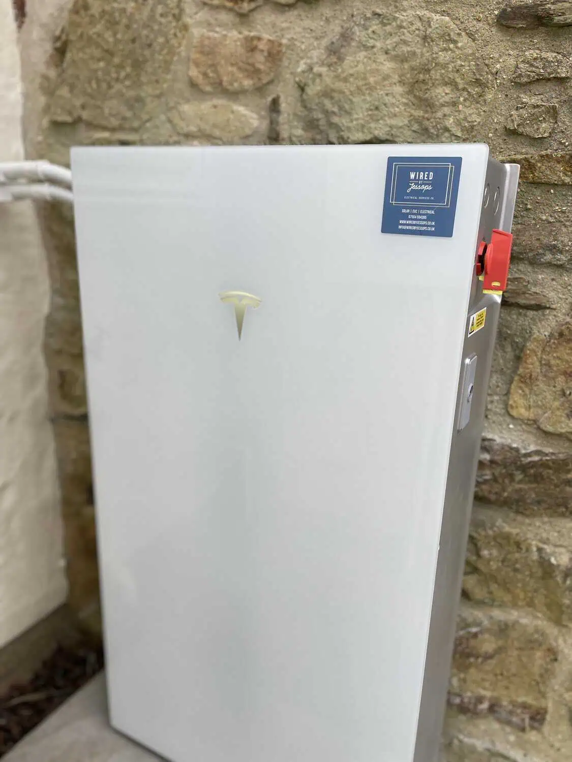 Wired-By-Jessops-Renewable-Energy-Experts-Cornwall-Tesla-Powerwall-Certified-Installers-004_1 Wired-By-Jessops-Renewable-Energy-Experts-Cornwall-Tesla-Powerwall-Certified-Installers-004_1